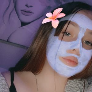 Meet your Posher, Mia